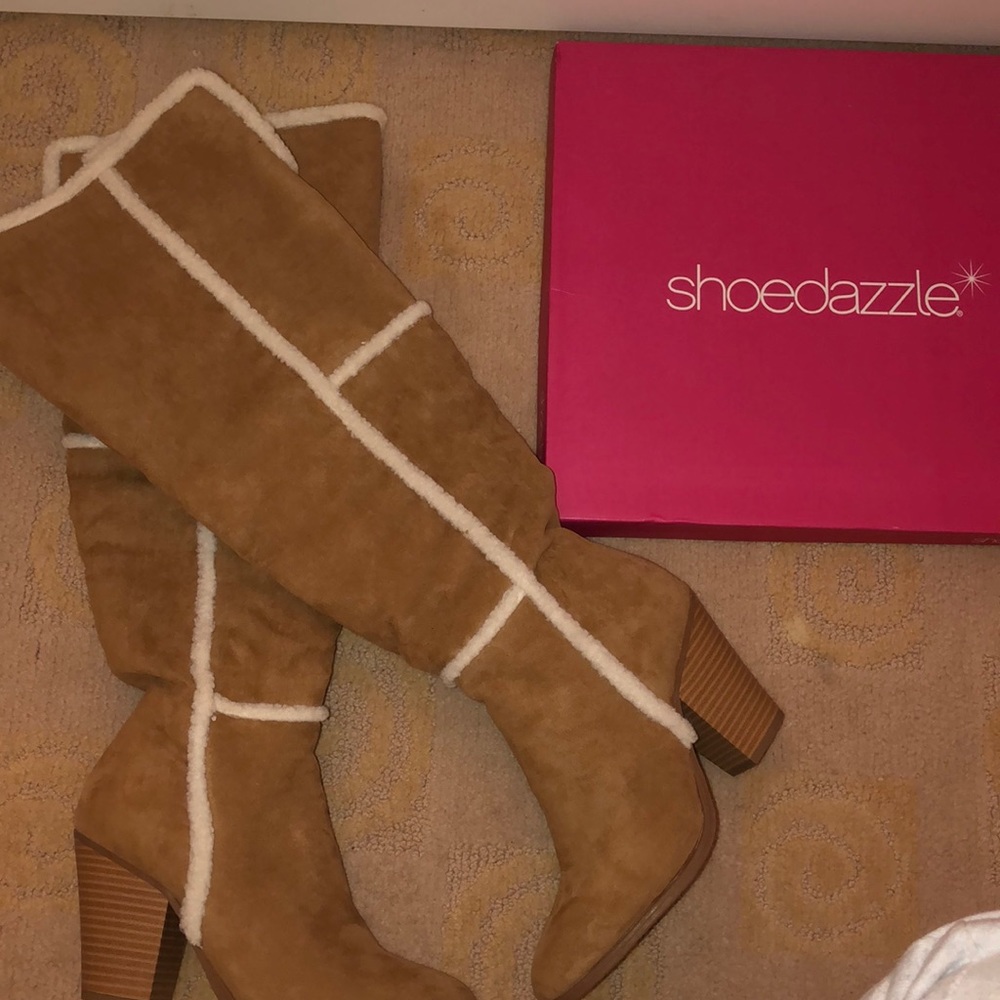 Brand new shoe dazzle boots